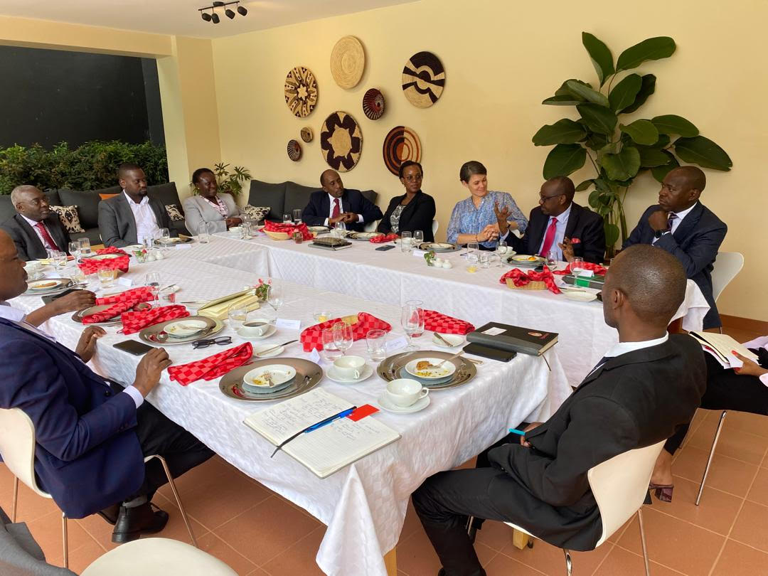 Great to meet a vibrant group of Ugandan private sector actors today to get their inputs on Denmark’s future engagements with Africa. Many good insights on how to make the Uganda-Denmark partnership even stronger. #DenmarkinUganda 🇩🇰🇺🇬