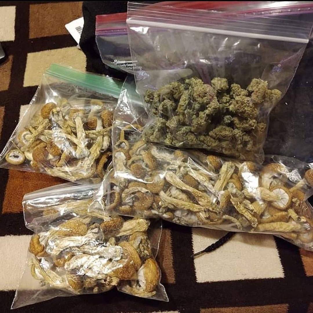LKBanks420's tweet photo. You know what it is 🤩 https://t.co/ThqA3XdKlJ