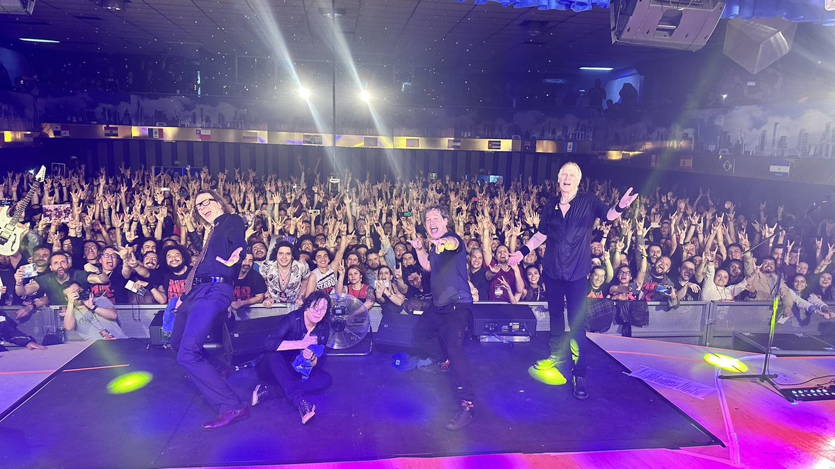 BOGOTA!!!! The audience was so fantastic—— they made it a truly amazing night!! Thank you Bogota Colombia for a night that I will remember forever!!! Much love & respect to all of you! GRACIAS!!!