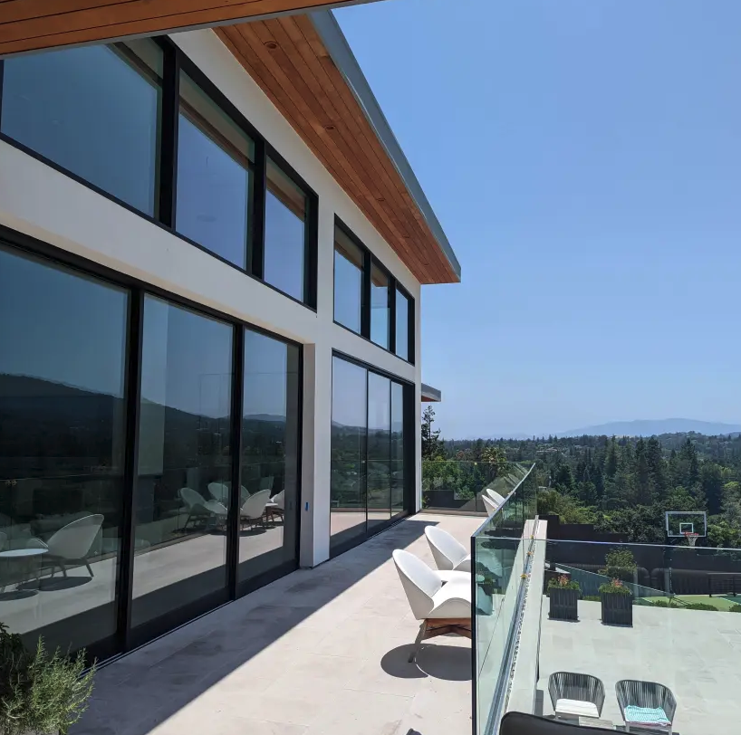 How to Decorate Creatively with Window Film: ow.ly/XnPE50QrvVl #windowfilm #SFBayArea