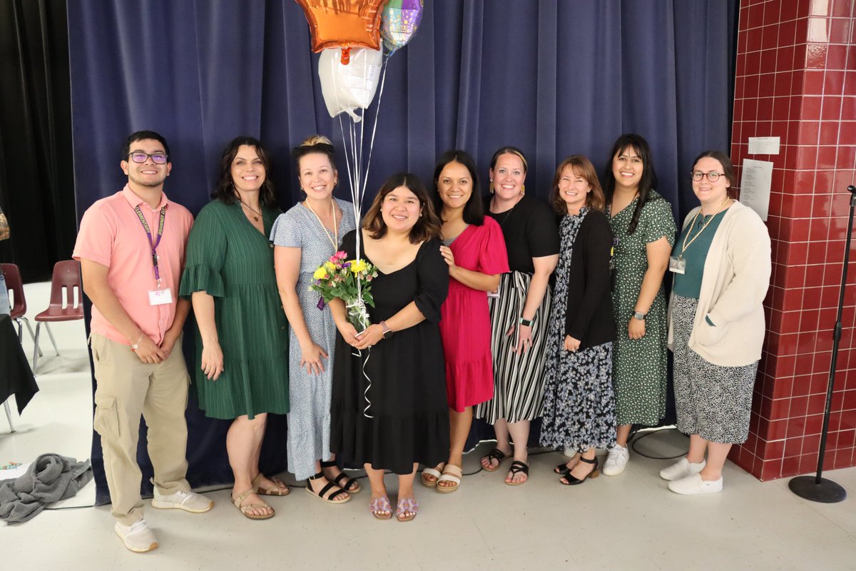 granburyisd's tweet photo. Brawner 4th grade dual language teacher Mary Hernandez has been selected by the Texas Education Agency as the state-wide winner of the Rising Star Award for the 2024 Title III Symposium! 🌟✨

🔗: https://t.co/FJl3CcJTCC https://t.co/8bgh2AtDkv