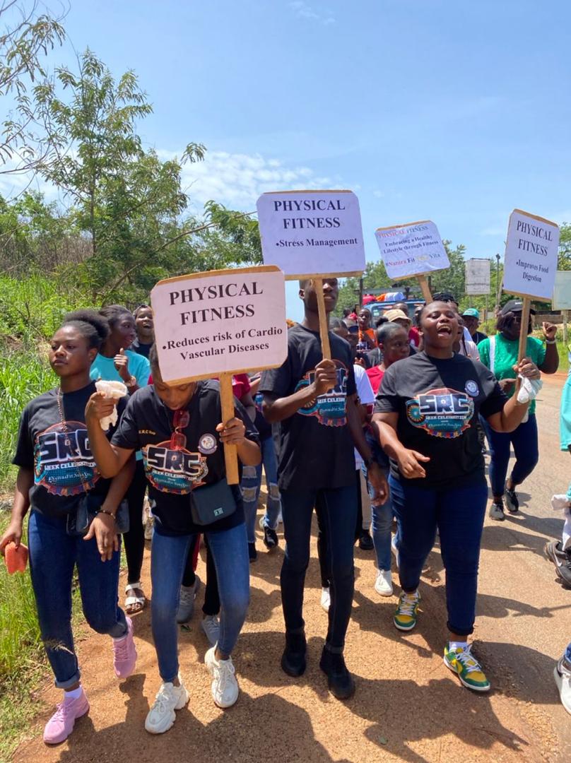 src_sjgcoh's tweet photo. We didn't only go on a float to inform the community of our week celebration but to also offer an intensive education on Physical Fitness and it's benefits on the systems of the body.🔥🔥🔥💐🥳🥳💯💯
#PhysicalFitness 
#srcweekcelebration24
#NaturaFitSanaVita https://t.co/uzNDEqWTRk