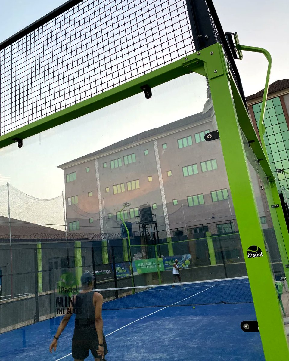 IpadelTennis's tweet photo. Afternoon sun, good company, and epic games . There's no better way to spend an afternoon than on our courts. Soak up the afternoon heat and serve up some aces!
#PadelTennis #InsideOsogbo #IpadelTennis #tenniscourt https://t.co/wleXbvIC5c