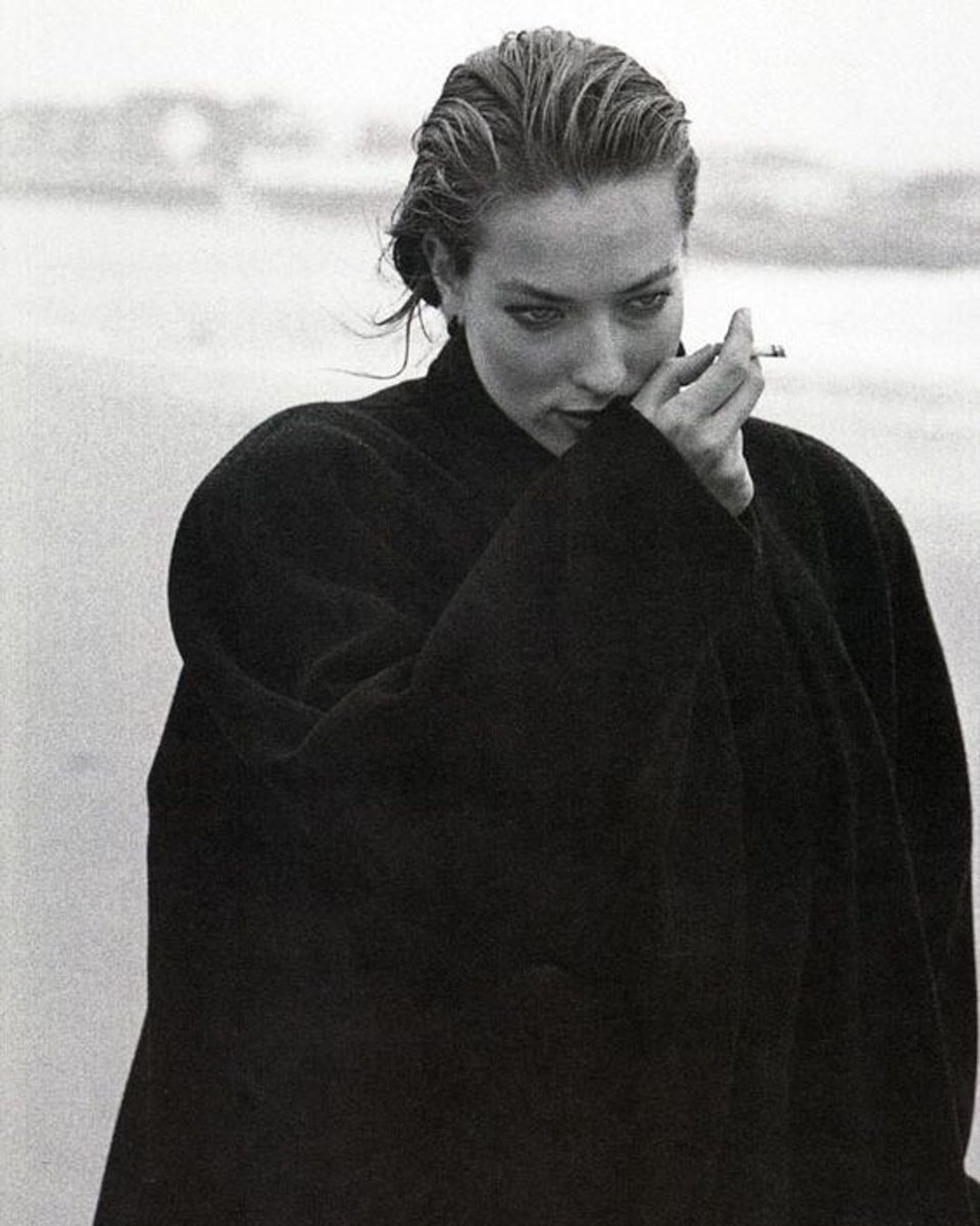 Vintage Portrait of Tatjana Patitz 📸 by Peter Lindbergh #vintage #germany #portrait #model