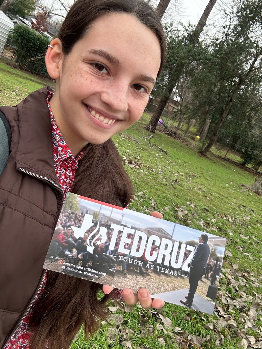 The #Cruzaders Spotlight of the Week: Alexandria C. is a freshman at Blinn College studying Communications. She joined the Cruz campaign to serve her fellow Texans by helping Senator Cruz get reelected and gain valuable knowledge on the inner workings of Texas politics! #CruzCrew