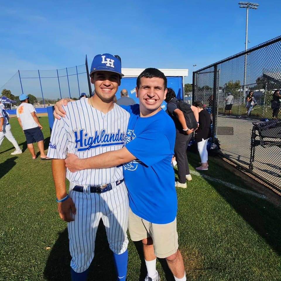 LHHSbaseball26's tweet photo. Featured Senior of the Day!
Gavin Valenzuela
Captain/#9/1B https://t.co/VRkjy5v8JM