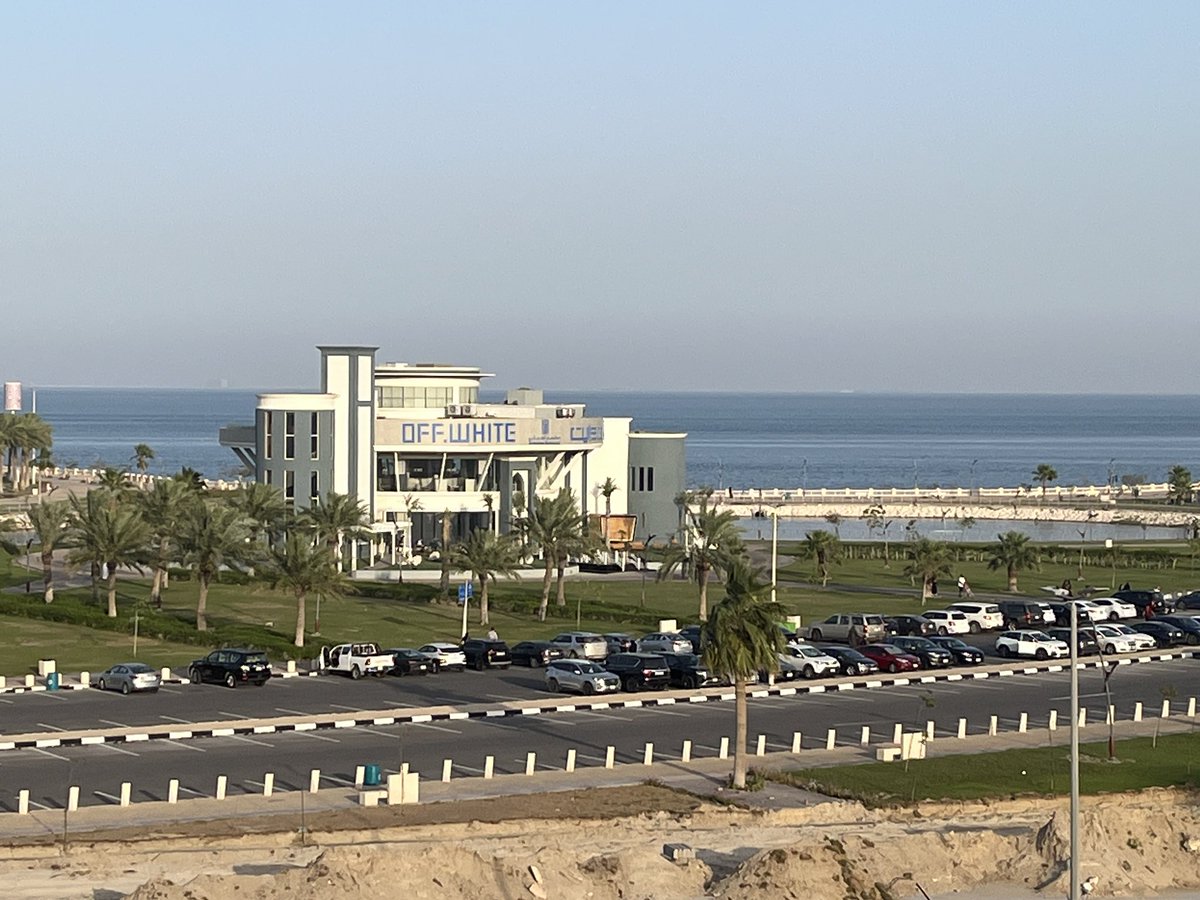 basseldoughan's tweet photo. #khobar ❤️
#sunset_time https://t.co/x0WpbNdwxt