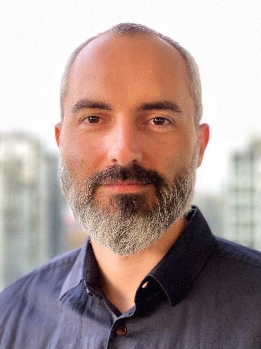 FisicaUniandes's tweet photo. #EgresadoDestacado
⚛️ Alejandro Isaza es egresado de nuestro pregrado en Física. Luego de graduarse, se mudó a Canadá para hacer un máster en Computing Science de la Universidad de Alberta. Su tesis se centró en algoritmos para búsqueda y persecución con múltiples agentes. https://t.co/e0OO1BBJlW
