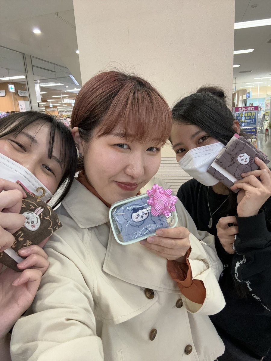 waackaho's tweet photo. 全世界の皆様、お疲れ様です🌞

この度、留学にむけて、会社を退職させていただきました。

3年弱お世話になったこの会社には、一生かけても感謝しきれません。

今後も、会社の皆様が自慢したい存在となれるよう、精進します。

皆様のご多幸をずっと願っております。
本当にありがとうございました✨ https://t.co/cv8O60TWaD