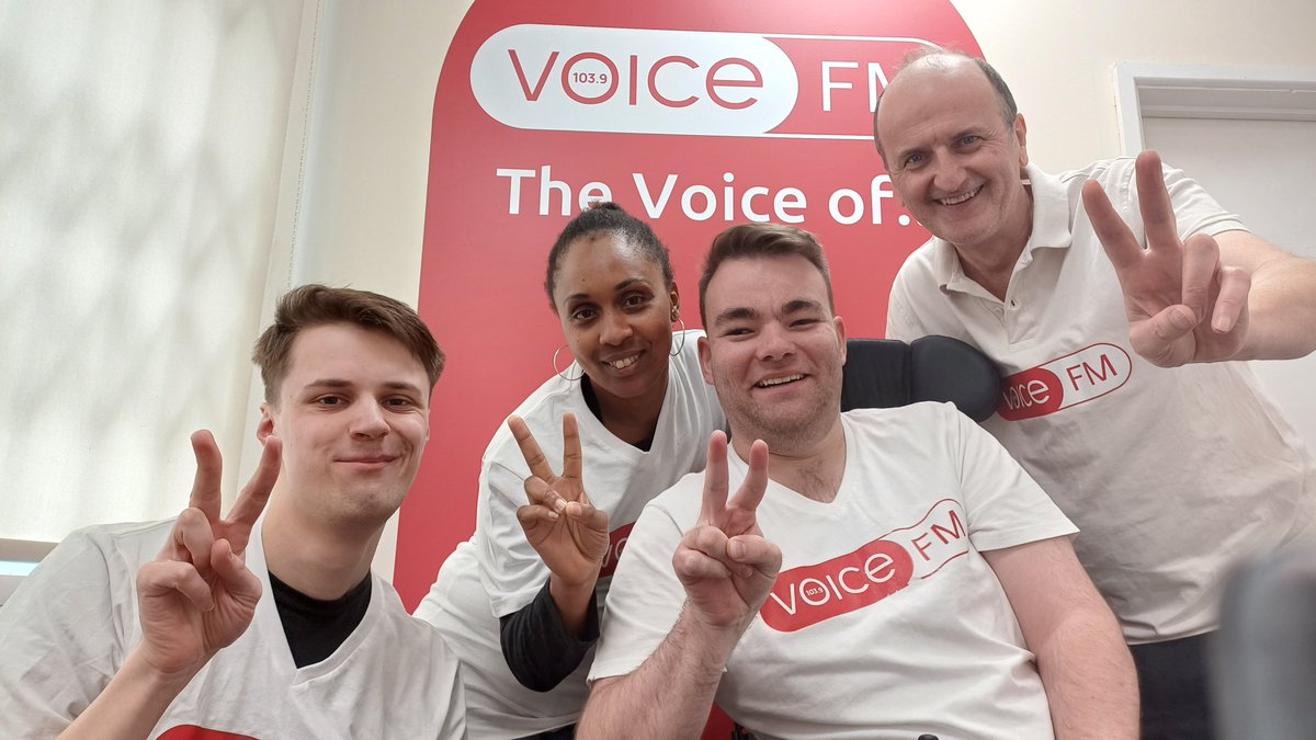voicefmradio's tweet photo. It's been a busy week from Verity interviewing sarah filmer and Stuart Woods to filming some behind the scenes videos. #voicefm #vforvoice #localradio #liveandocal #southampton https://t.co/MDOMC4szun