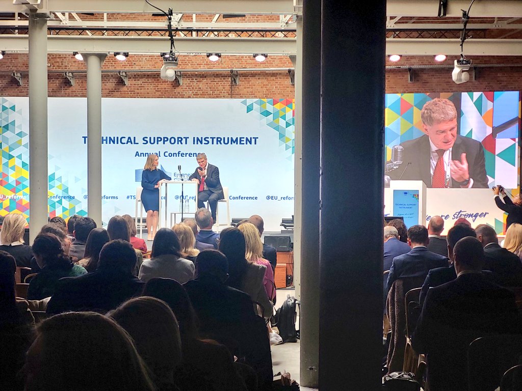 deniz1inci's tweet photo. The Director General of @EU_reforms @EU_MarioNava doing the wrap-up of the first day of the annual #TSIConference, sitting at his favorite spot, the centre stage of fundamental EU reforms! 🇪🇺✌️#fullhouse #DGReform https://t.co/LcwpDOgShY