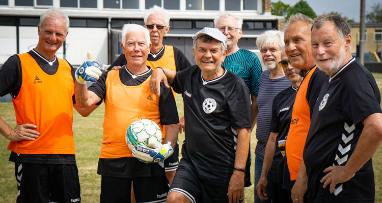 Fodbold er medicin. Ny hvidbog fra @DBU og @SyddanskUni sætter fokus på fodboldens betydning for forebyggelse og behandling af sygdomme.
Læs mere her: bit.ly/44gcARw