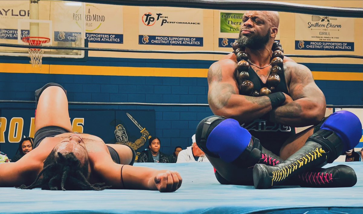 𝔗𝔥𝔢 𝔒𝔫𝔢 𝔗ℜ𝔘 𝔎𝔞𝔦𝔧𝔲 tweet media