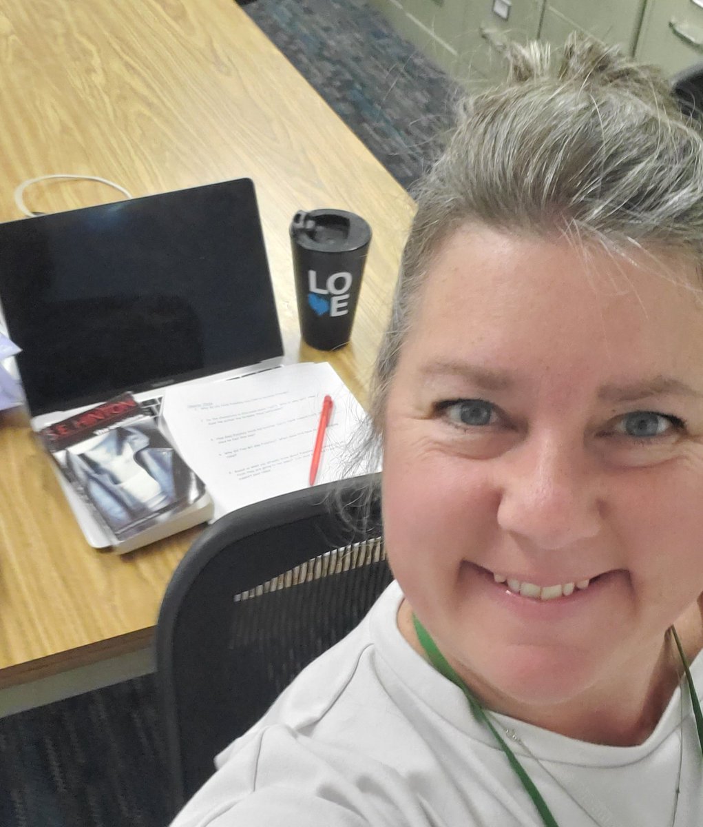 Every year the 7th grade class reads the novel,
"The Outsiders" I'm a huge fan of this book and love the movie. It like going back in time reading and watching. Love Matt Dillon then and now. What's your favorite  teen crush? 
#itspersonnal #bestnovel #teencrush #goingbackintime