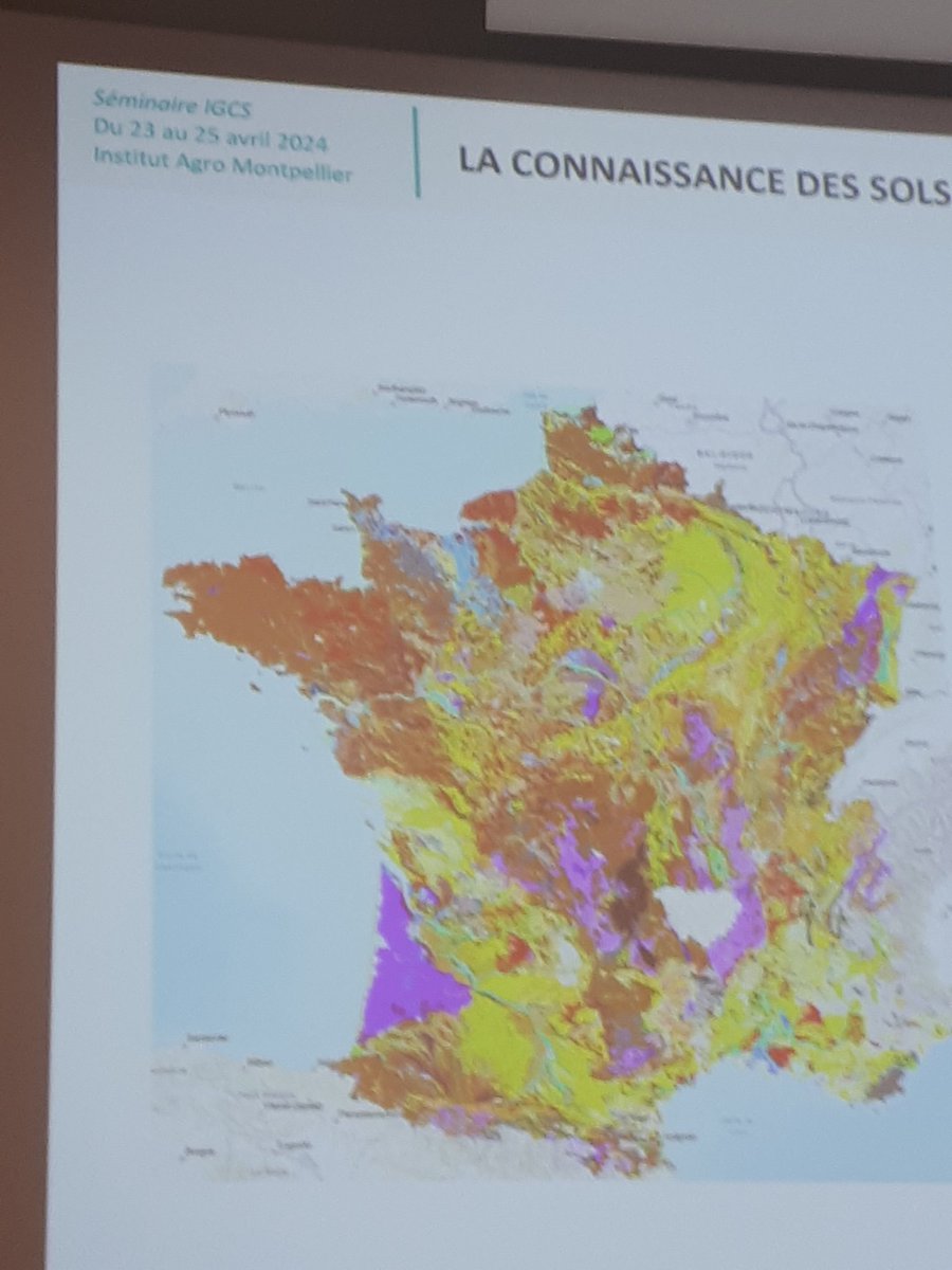 Fin du séminaire #IGCS co-organisé par @IDG_OPenIG et @umr_lisah. De nombreuses présentations ont été faites par les différents intervenants sur la  cartographie numérique des #sols, les sols urbains, des outils d'aide à la décision ou la diffusion des données.