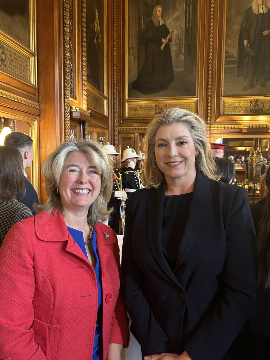 Thank you to The Royal Society of St George @RSStGeorge, The Speaker Sir Lindsay Hoyle @CommonsSpeaker, The Leader of the House @PennyMordaunt , @AndrewRosindell, and of course to The Royal Town Crier and Winston for today’s amazing celebration of St George’s Day. What an