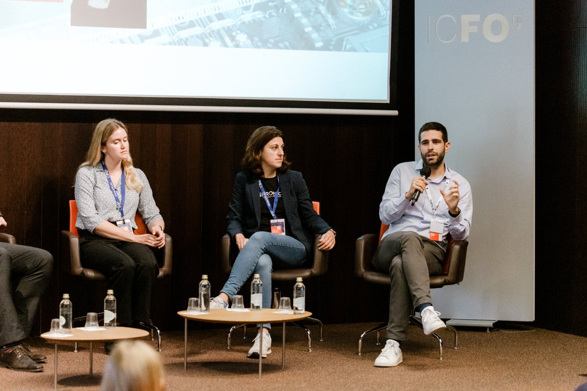 🗞️CLP Day at ICFO  On Friday 19 April, @ICFOnians hosted the Corporate Liaison Program dedicated this year to Photonic Chips for Information and Quantum Applications #ICFOCLPDay. 🚀 🔗Read the full recap here qsnp.eu/clp-day-at-icf…