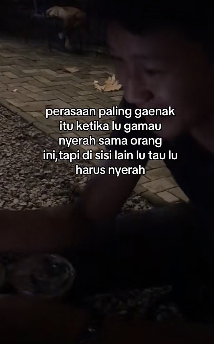 briankhrisna's tweet photo. Maaf jika perasaan saya justru membuat semua jadi berantakan https://t.co/I3A3ngjP3x