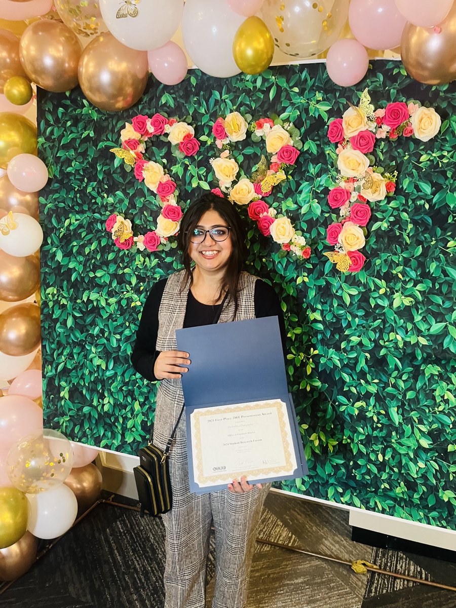 KUMCCancerBio's tweet photo. Debolina Dasgupta, student in the Kalyani Pyaram Lab won 1st place and the People's Choice award in the 3-Min Thesis competition held by the Student Research Forum (SRF) at KUMC. Debolina competed with 35 total and 10 excellent finalists. She also won second place in the Oral presentation.  Congratulations Debolina!