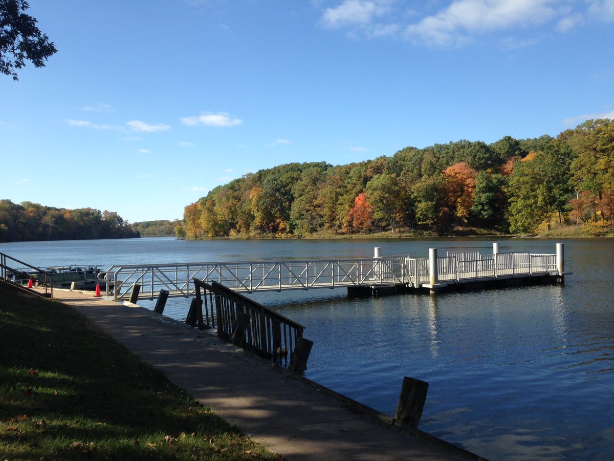 IllinoisDNR's tweet photo. Limits are in effect for some species, so check with the site office for specific information on fishing opportunities and regulations. #ILStateParks #LincolnTrailStatePark (2/2) https://t.co/gpuTx8VpPb