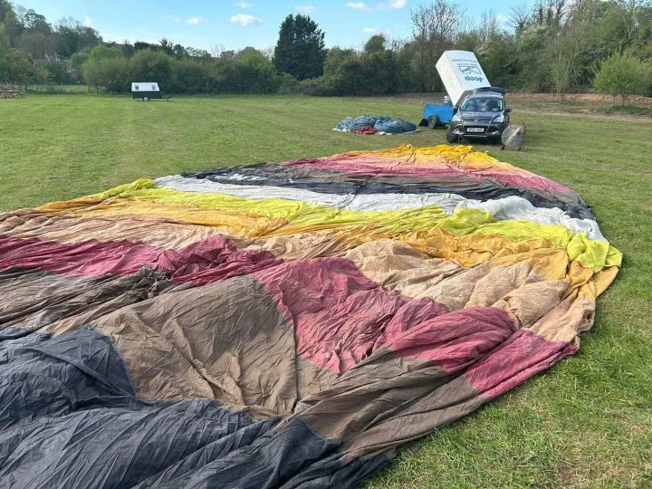 BristolBalloonC tweet picture