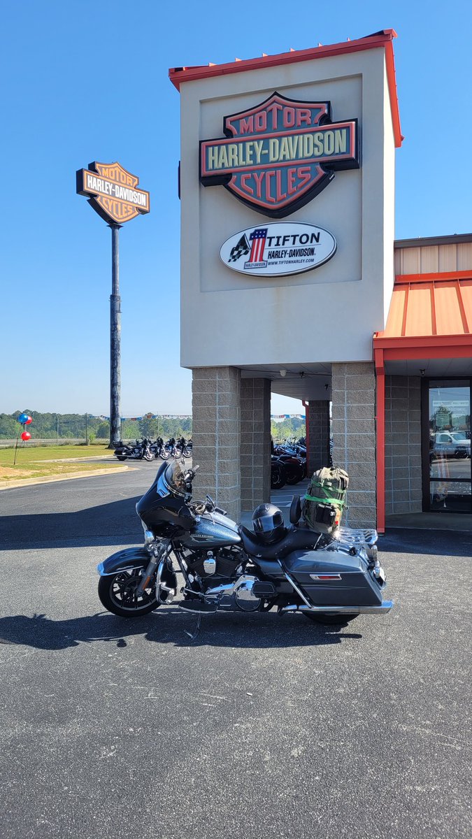 nofearion's tweet photo. @TiftonHD first visit of the day #HOG #mobility https://t.co/aTMFcsRuu4