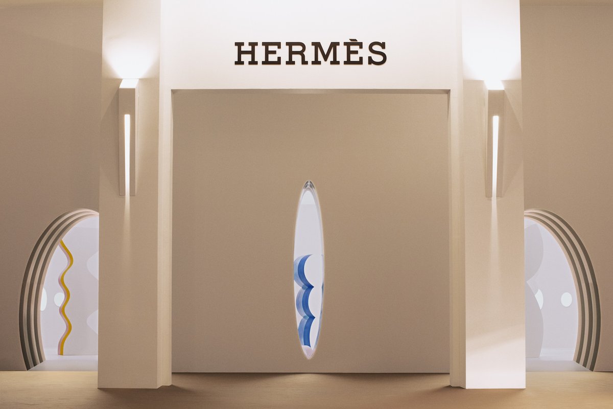 This year’s edition of Geneva watchmaking trade fair @watcheswonders saw @Hermes_Paris partner with artist Erin O'Keefe for an immersive stand breaking conventional rules of display. ow.ly/a5ow50RmoiS