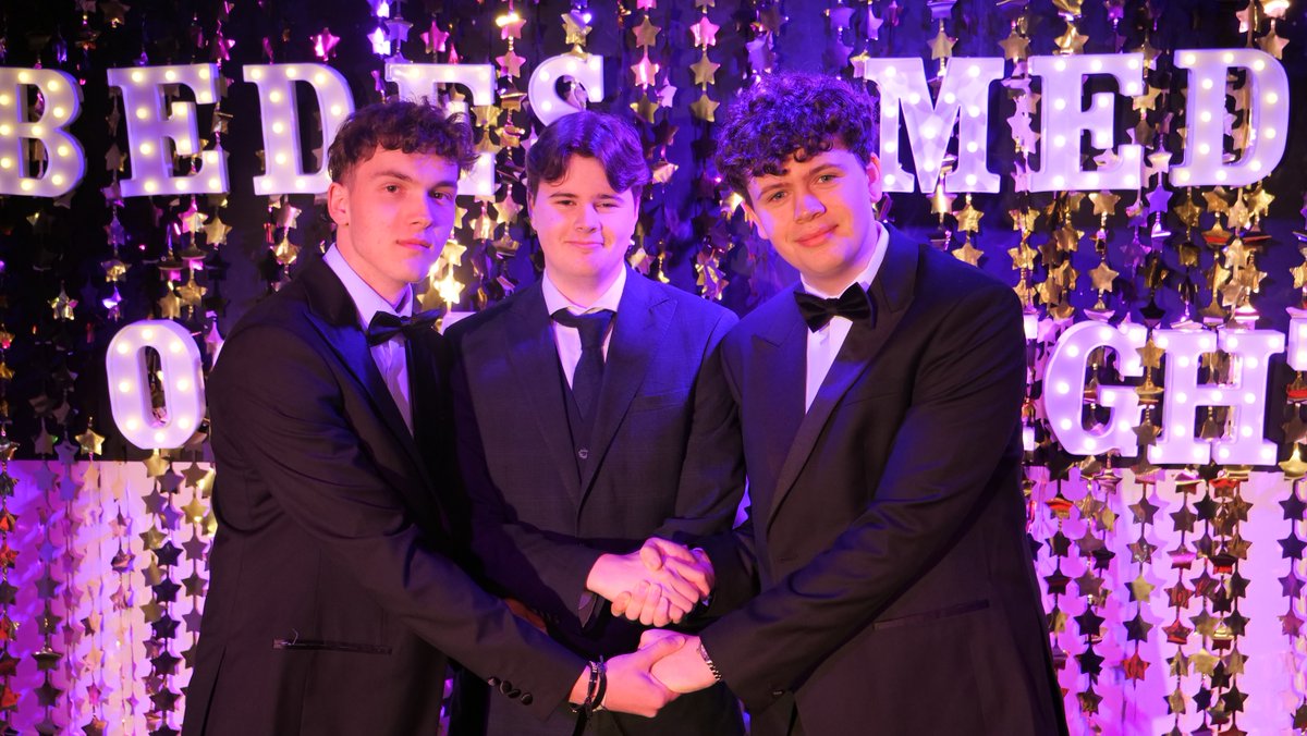 Bede's Senior School tweet media