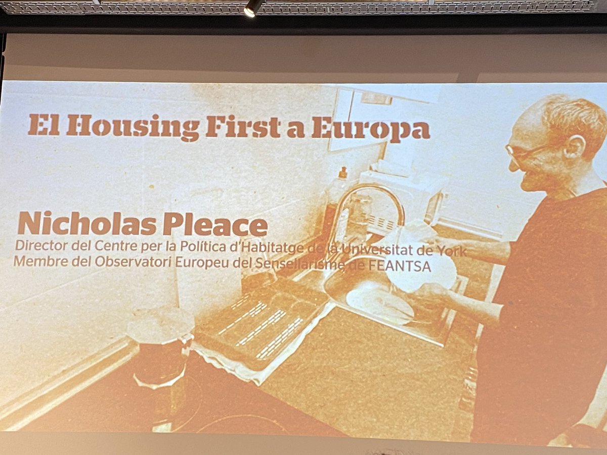 Housing First needs to follow the core philosophy but should be adapted to the local contexts. Excellent speech by <a href="/NicholasPleace/">Nicholas Pleace</a> in HF conference organised by <a href="/ArrelsFundacio/">Arrels Fundació</a>. <a href="/EUErasmusPlus/">Erasmus+</a> <a href="/sophia_housing/">@Sophia_housing</a> @HousingFirstB <a href="/ysaatio/">Y-Säätiö</a> <a href="/Leargas/">Léargas</a> #adaptinghousingfirst