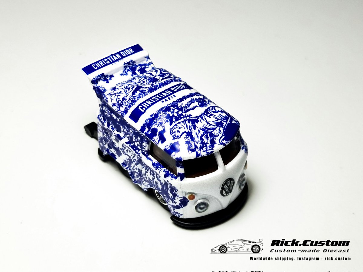 rick_custom tweet picture