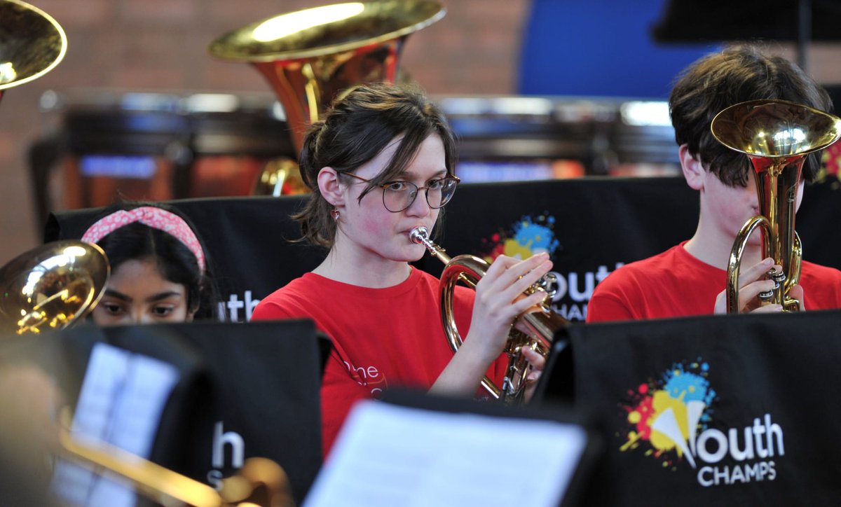 🎺🎶Check out some brilliant pictures from the Firth Park Community Brass Band at the @BrassBandsEng Youth Champs last month. Link to photo album: buff.ly/3xJl7A8
#brassband #youthchamps #brass #brassbaniding #cornet #firthpark #sheffieldmusichub