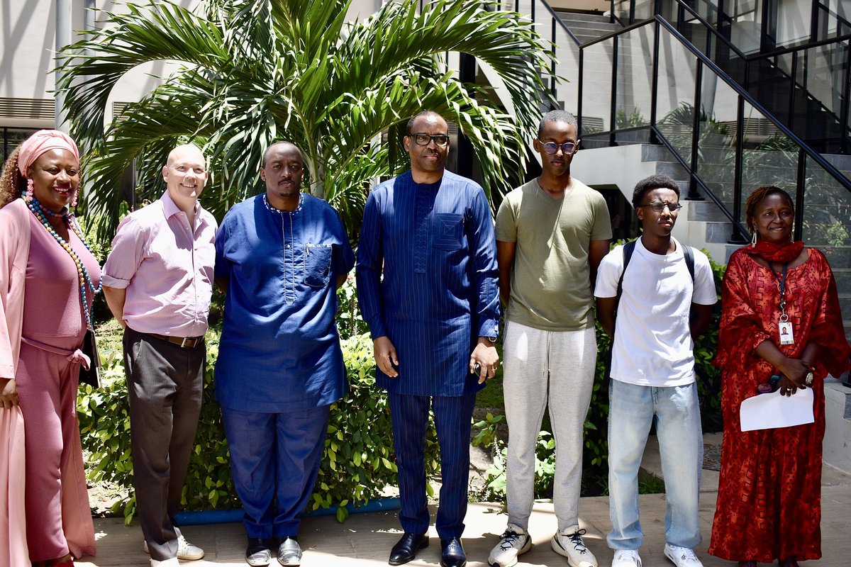 ISDakar's tweet photo. Our Secondary school organized a “Café Literaire” on the commemoration of the genocide against the Tutsis. We were honored to host distinguished guests including author Boubacar Boris Diop, &amp; His Excellency Jean Pierre Karabaranga, Rwanda Ambassador to Senegal #ISDakar #Kwibuka https://t.co/CVKutWG8Da