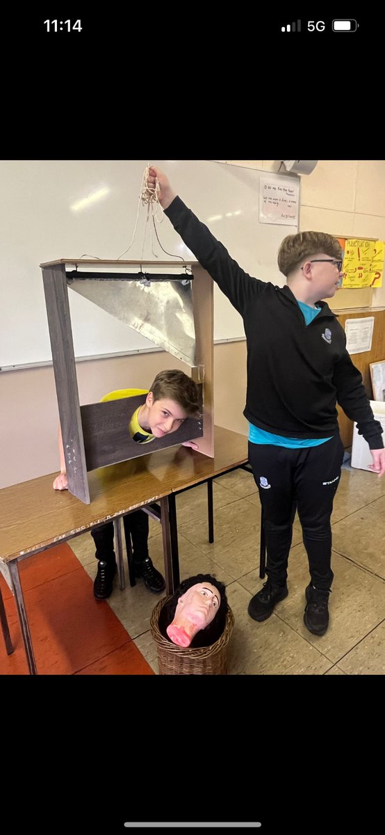 2nd years were busy making their very own Guillotines this term following their study of the French Revolution 🇫🇷. This masterpiece was made by Manuel Moreu Delgado, nobody will be stepping out of line in room 16 #offwithhishead