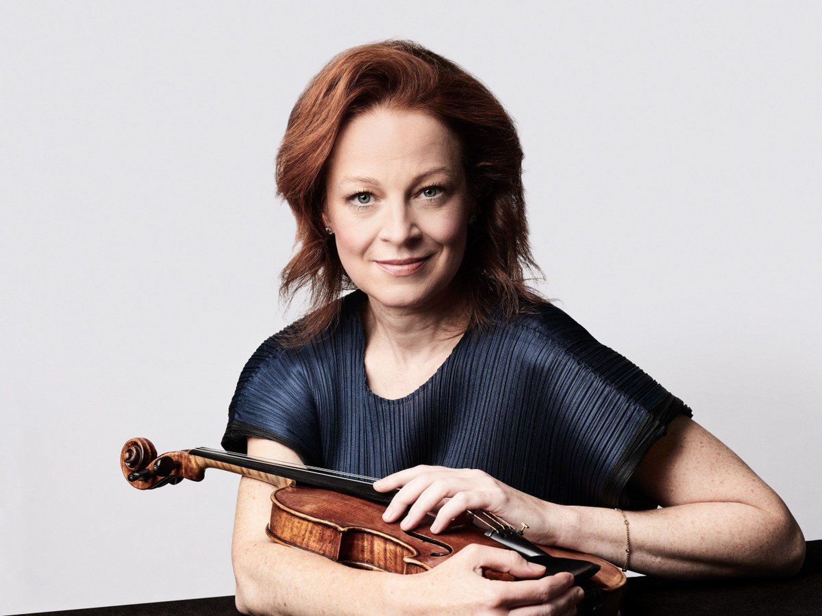 Tonight, Carolin Widmann returns to @the_halle performing Mendelssohn’s Violin Concerto. Full details here: buff.ly/49IoYeb