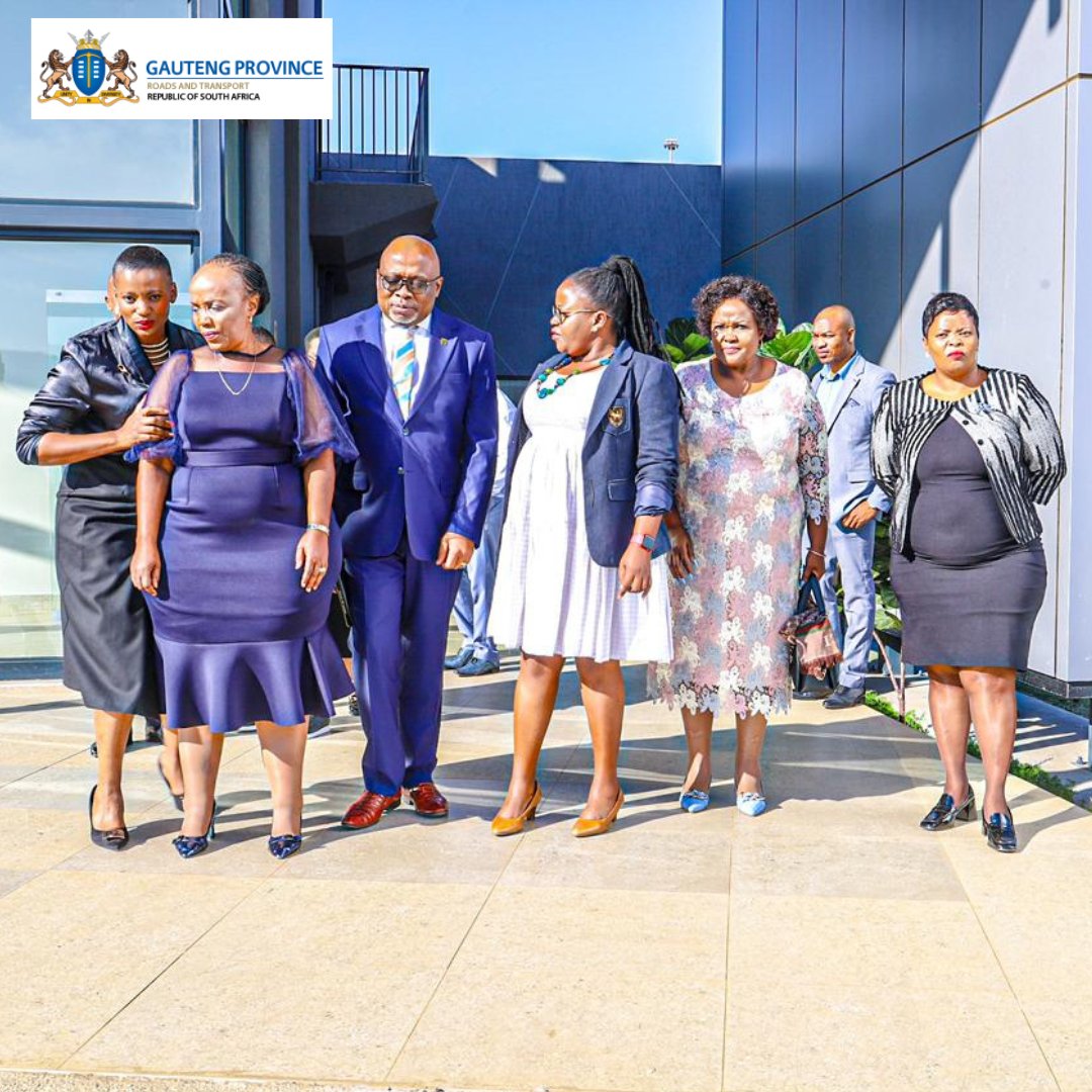 GPDRT_'s tweet photo. Today our MEC Kedibone Diale Tlabela formed part of the ceremony of opening doors of learning and skills acquisition for hundreds of young people who aspire to be traffic officers as part of celebrating 30 years of democracy. #AgaLeRona #GrowingGautengTogether https://t.co/AJWkmcKxL3