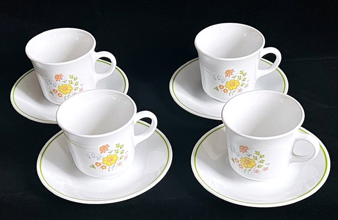 rusticrelics04's tweet photo. Set of 4 Spring Meadow (Corelle) by CORNING Cups &amp; Saucers Floral Coffee Tea https://t.co/1GHyZQp9aL… #eBay via
@eBay
#pyrex #corning #corelle #SpringMeadow #floral #wildflower #Coffee #tea #decor #Kitchen #foodie #vintage https://t.co/iPy5gwxoH1
