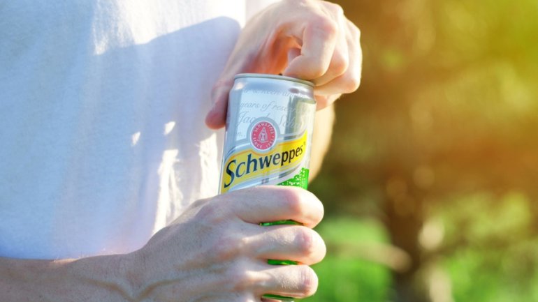 Portuguese brewer Super Bock Group has struck a deal with Suntory Beverage & Food to distribute the Schweppes and La Casera brands in the country’s on-trade. @SuntoryBF_GBI Just-drinks.com/news/super-boc…