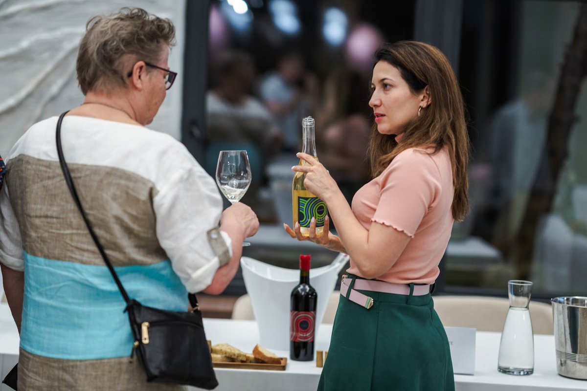 MediteSpaHotel's tweet photo. Moments captured from our captivating wine tasting session, where every sip was a voyage through vineyard landscapes and rich flavors. 🍷✨ https://t.co/JMucQCzrN6