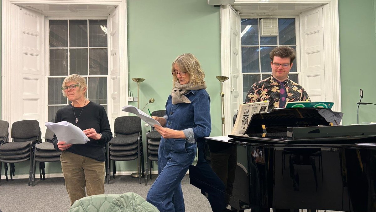 As if one brilliant play this Spring wasn't enough, we're also delighted to present #FrognalAndFox, written by Fiona Ellis, in association with Cinzia Hardy. Yesterday, we were lucky enough to hear the first read-through of the play at the gorgeous @litandphil. What a treat.