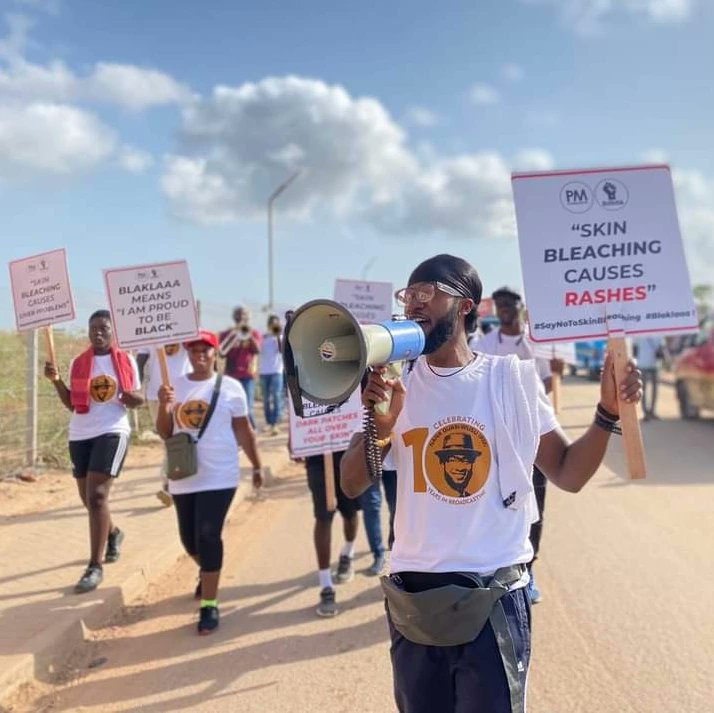 PmDePresenter's tweet photo. #AWalkWithPM
Purpose : Walk For Fitness/Campaign Against Skin Bleaching.
@PM__Foundation : Service To Humanity
#10yearsInBroadcasting #FitnessMotivation #SayNoToSkinBleaching #MadeByGod #UpnessStill #Blaklaaa π₯π₯π₯π₯π₯π₯ https://t.co/Ri4Am4iwLY