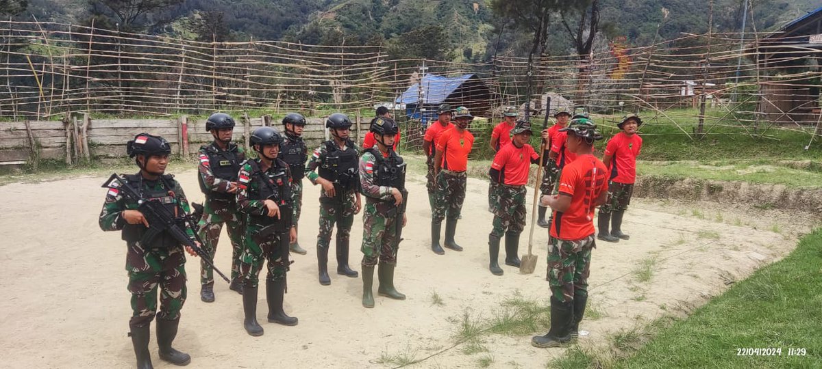 Satgas Yonif 721/Mks Hadir Bantu Warga Desa Balime Atasi Jalan Longsor 

tniad.mil.id/satgas-yonif-7…