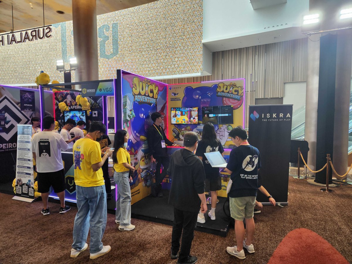 Our CBO @GamebossThe and BD Head @gollazaba are out in force at the @SEABWofficial this week repping Team #Iskra! 🇹🇭🥳 Come say hi and check out the Juicy Adventure booth by @gram_voyage. 🎮🎉 See you there explorers! 🤗