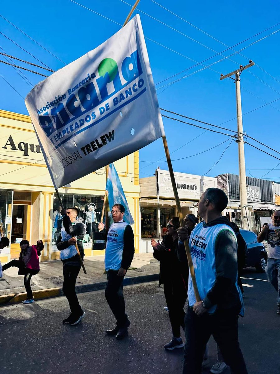 VictoriaCavia's tweet photo. @labancaria_tre 
#labnacariaseccionaltrelew
LA COMARCA PRESENTE! https://t.co/gXZVWKl8zS