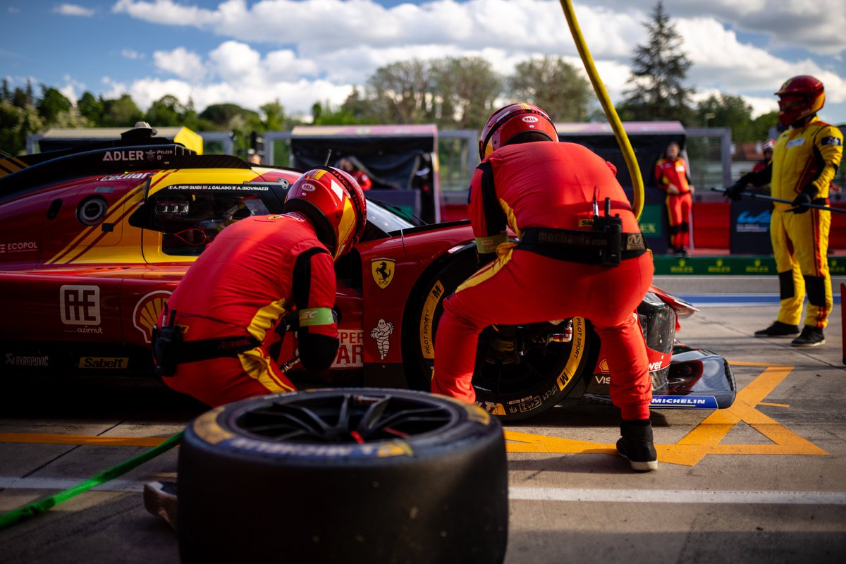 POV: You’re our pit-lane photographer 🤳

#Ferrari499P #FerrariHypercar #WEC