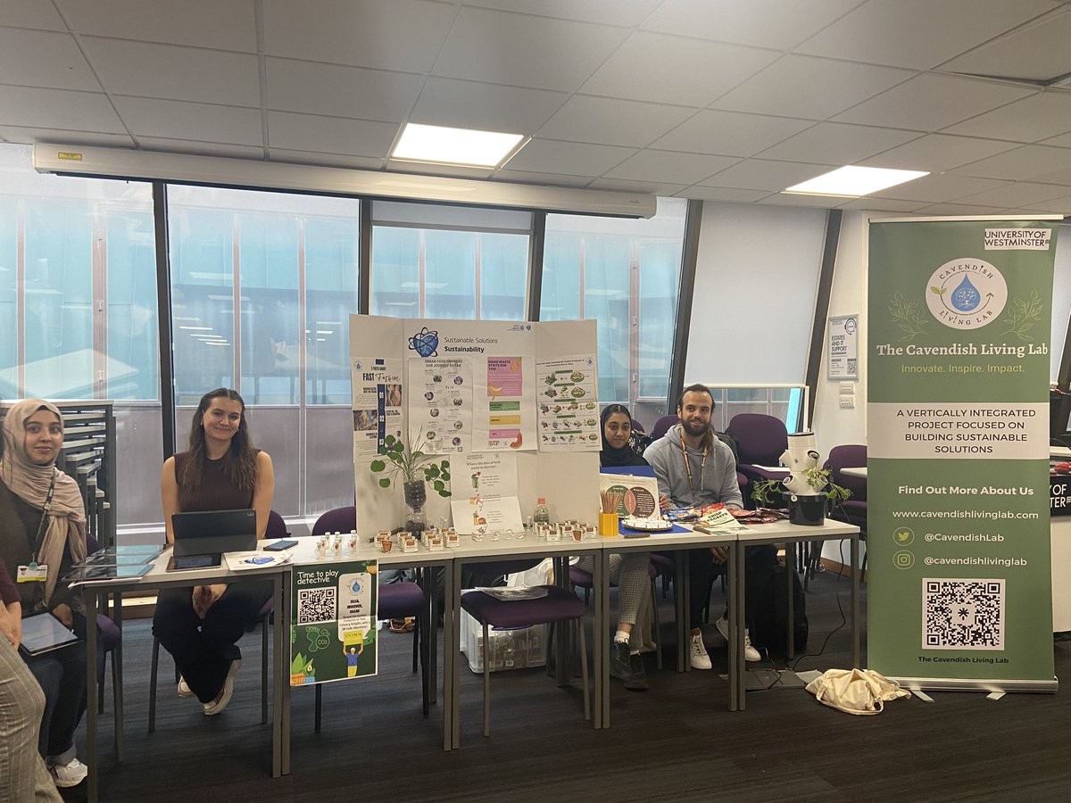 Setting up our ‘Sustainable Solutions’ stand for Science4AI. We have a number of exciting food waste and fast fashion activities incorporating AI available! ♻️👗🗑️
#CavendishLivingLab #SustainableSolutions #Science4AI

@UniWestminster @LifeSciWestmin @pooja_basnett