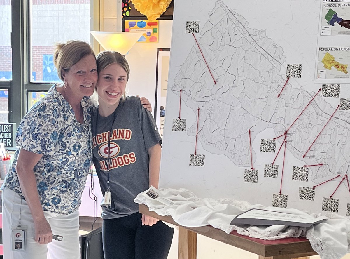 Ferguson_RES's tweet photo. This one right here crushed her #seniorproject and mentored our #4thgraderocks Ss this year.  We are so proud of her!! Stop in and take a listen to some of our historic places in Goochland County. @GoochlandHigh @BHahnGHS @weRrandolph https://t.co/c33fxo65Ob