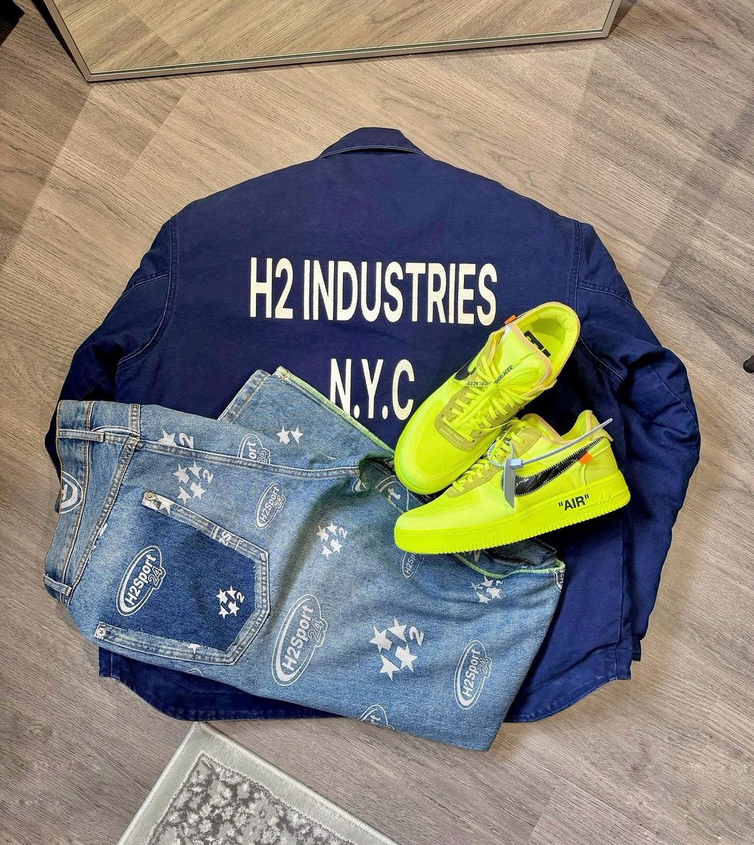 CaminoTV's tweet photo. Le jean H&amp;M x Heron Preston monogram à 60€ ⭐

Lien affilié https://t.co/yjy83evXt5 https://t.co/TF8RKfJCYi