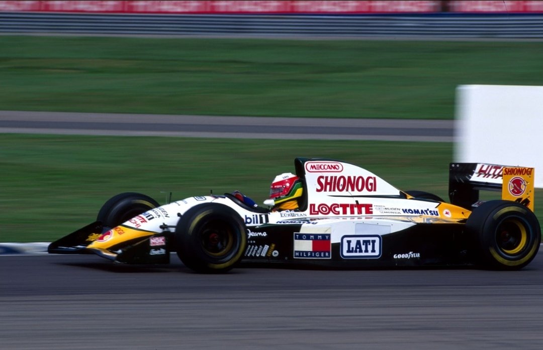 Max Papis Lotus 107C Mugen-Honda V10 during a test session at Silverstone 1994. #F1