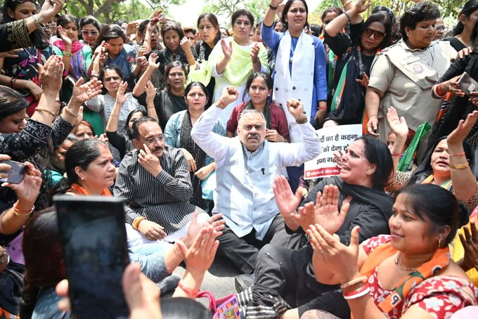 GulistanNewsTV's tweet image. #Chugh expresses anger over Sam Pitroda’s statement on ‘#inheritance tax’
@tarunchughbjp
@BJP4India
@BJP4Chandigarh