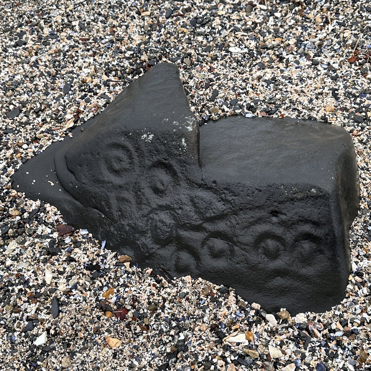 bethwicker's tweet image. Petroglyphs immortalized what the ancient Tlingit peoples had to say. On the beach in Wrangell, Alaska. #tlingit #firstpeoples #nativeamericans #petroglyphs #alaska #wrangell